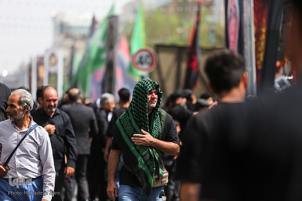 دل‌های عاشق در ماتم علی بن موسی الرضا(ع)