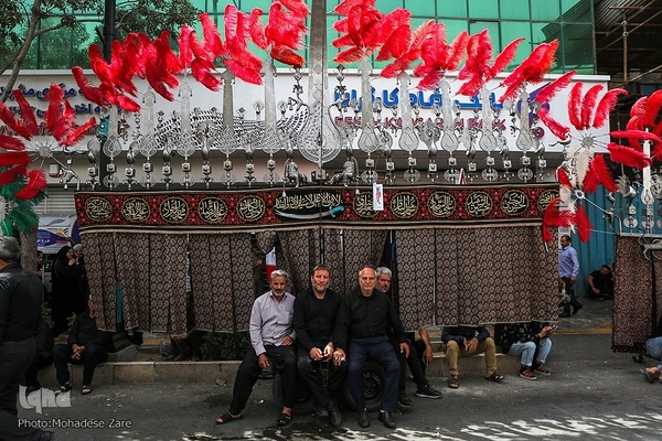 دل‌های عاشق در ماتم علی بن موسی الرضا(ع)