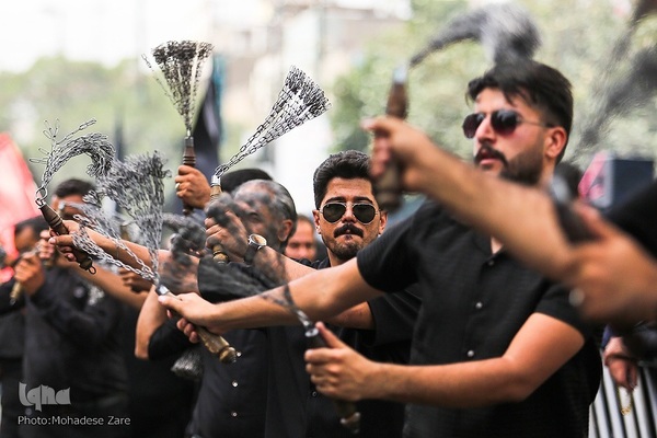 دل‌های عاشق در ماتم علی بن موسی الرضا(ع)