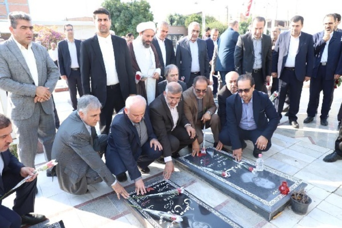 تجدید میثاق مدیران ارشد مازندران با آرمان‌های شهدا در آغاز هفته دولت