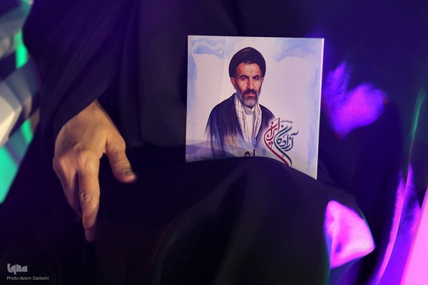 تقریظ رهبر معظم انقلاب بر کتاب «پاسیاد پسر خاک»