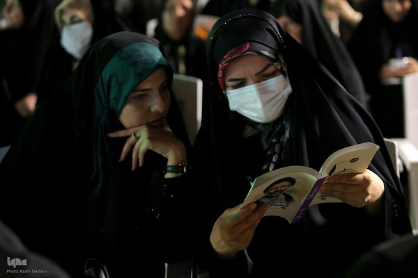 تقریظ رهبر معظم انقلاب بر کتاب «پاسیاد پسر خاک»