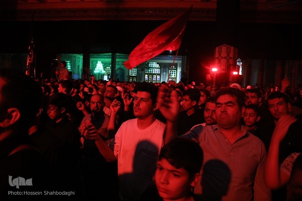 عزاداری شب شهادت امام حسن عسکری در مسجد مقدس جمکران