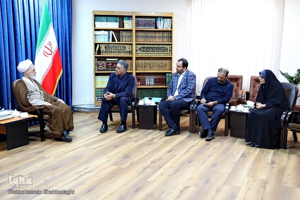 دیدار با آیت‌الله اعرافی