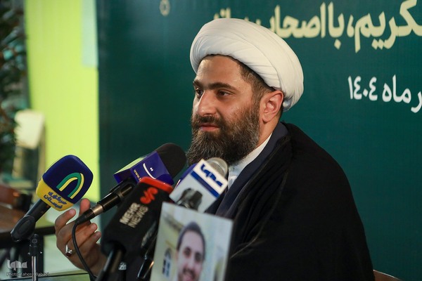 نشست صمیمی رئیس سازمان دارالقرآن با اهالی رسانه