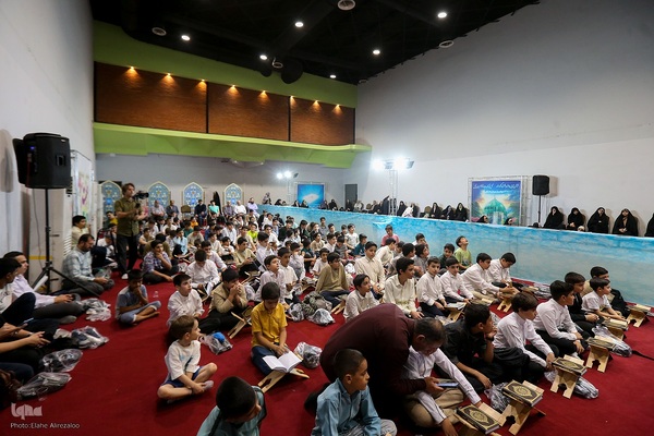 نخستین جلسه استماع قرآنی نوجوانان