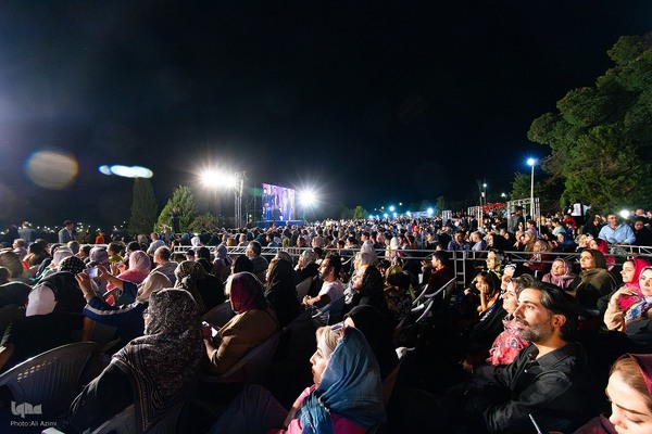 ویژه‌برنامه «امت ماه» در اصفهان