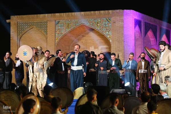 ویژه‌برنامه «امت ماه» در اصفهان