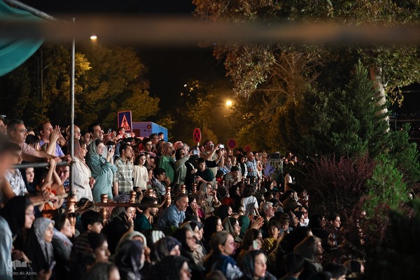 ویژه‌برنامه «امت ماه» در اصفهان