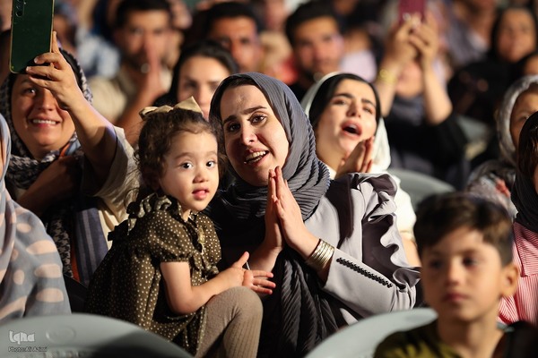 ویژه‌برنامه «امت ماه» در اصفهان