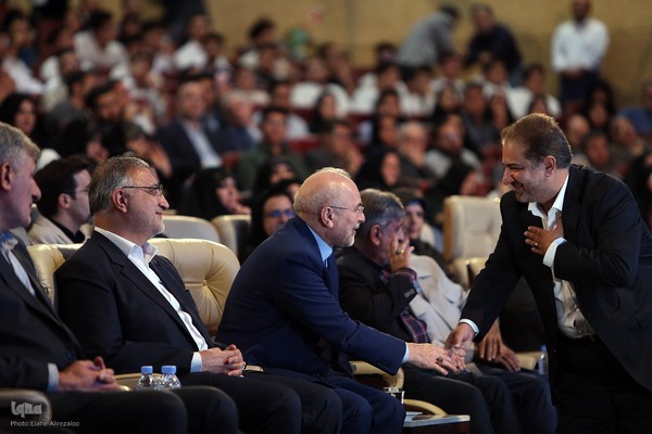 رونمایی از مجموعه ۳۰ جلدی «استعمارشناسی ایرانی»