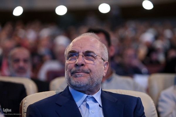 رونمایی از مجموعه ۳۰ جلدی «استعمارشناسی ایرانی»