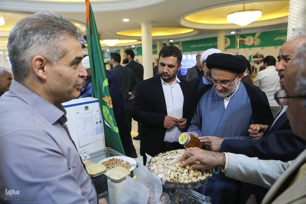 همایش ملی تجلیل از نام‌آوران علم و وقف