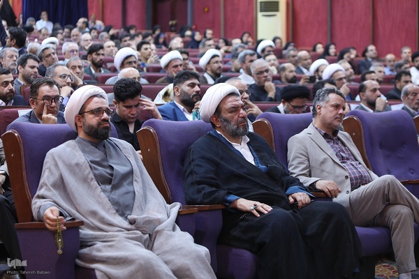 همایش ملی تجلیل از نام‌آوران علم و وقف