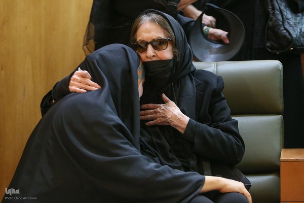 وداع با پیکر سیروس پرهام