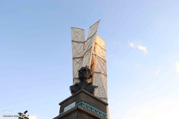 به یاد شهریار شیرین سخن