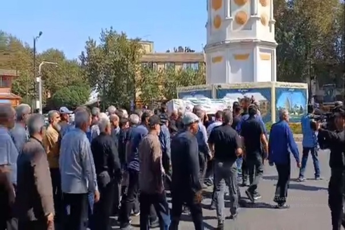 تشییع پیکر جانباز ۷۰ درصد و آزاده دفاع مقدس، سردار شهید محمود دولت‌آبادی در ساری