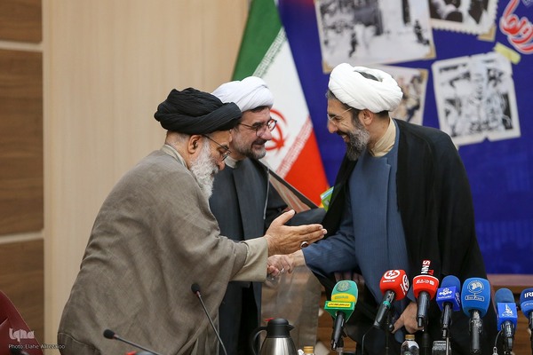 نشست ستاد مرکزی مراسم یو‌م‌الله سیزده آبان