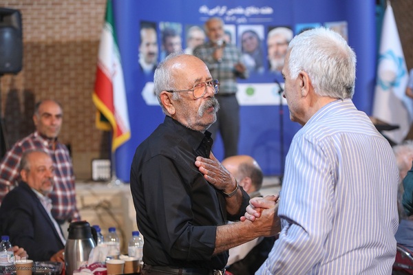 گردهمایی عکاسان عرصه دفاع و مقاومت