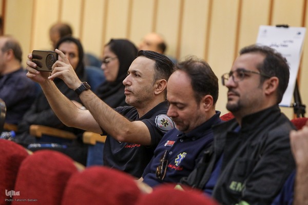 همایش در امتداد ایثار