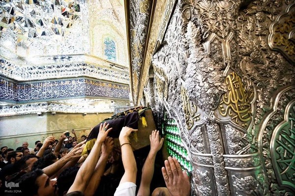 مراسم تشییع پیکر همسر آیت الله العظمی سید علی سیستانی