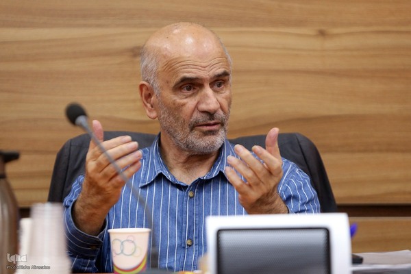 نشست تخصصی «درس‌های دوران دفاع مقدس در حمایت از سرمایه‌گذاری و تولید»