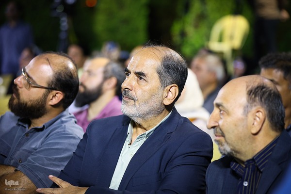 شب شعر استاد فرشچیان در اصفهان