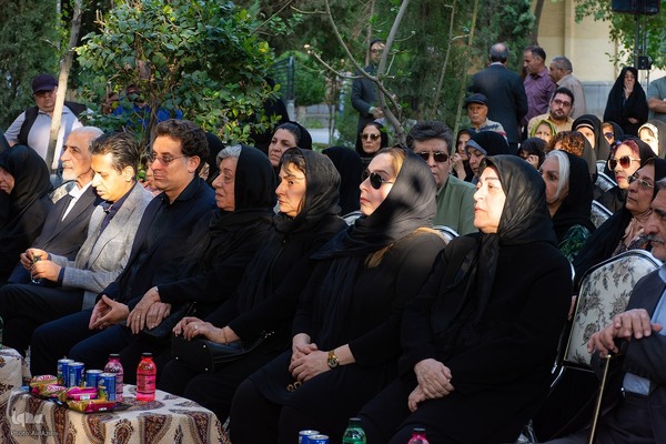 مراسم چهلمین روز درگذشت استاد فرشچیان در اصفهان