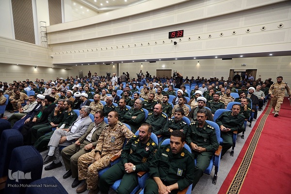 آئین اختتامیه مسابقات سراسری قرآن کریم نیروی زمینی سپاه با حضور سردار سرتیپ پاسدار «محمد کرمی» فرمانده نیروی زمینی سپاه شامگاه چهارشنبه 9 مهرماه در مجتمع فتح المبین برگزار شد.