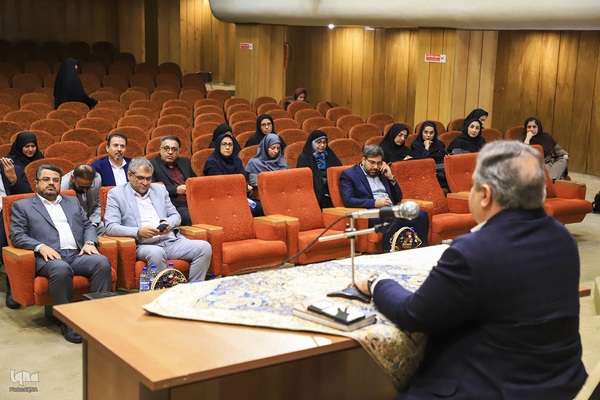 پنجاه‌ودومین گردهمایی سراسری معاونان آموزشی واحدهای سازمانی جهاددانشگاهی با حضور علی منتظری، رئیس جهاددانشگاهی کشور در کرمان برگزارشد.