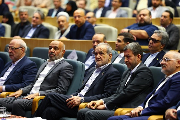 سفر رئیس‌جمهور به اصفهان