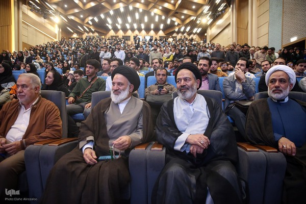 مراسم قرعه‌کشی عمره دانشگاهیان