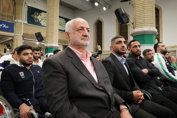 دیدار قهرمانان و مدال‌آوران ورزشی و المپیادهای علمی جهانی