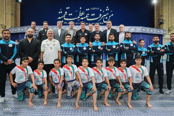 دیدار قهرمانان و مدال‌آوران ورزشی و المپیادهای علمی جهانی