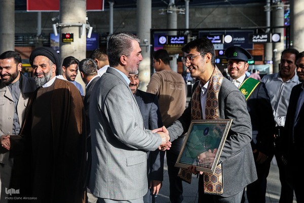 «اسحاق عبدالهی» به ایران بازگشت
