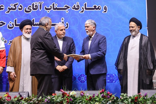 آیین تکریم و معارفه رئیس سازمان حج و زیارت