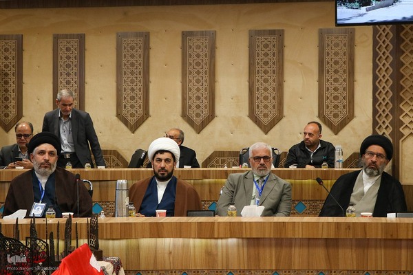 اختتامیه همایش بین‌المللی «ساخت، توسعه و بازسازی عتبات عالیات» در اصفهان