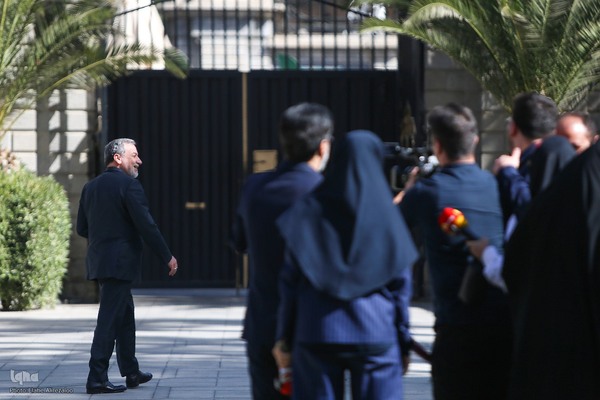 حاشیه جلسه امروز هیات دولت