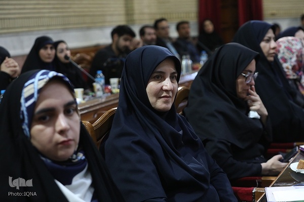 نشست صمیمی جمعی از معاونان فرهنگی و مدیران شعب دانشجویان جهاددانشگاهی