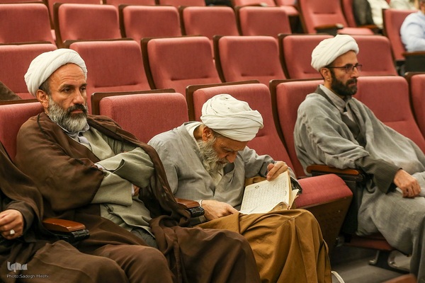 مراسم افتتاحیه کنگره بین‌المللی میرزای نائینی