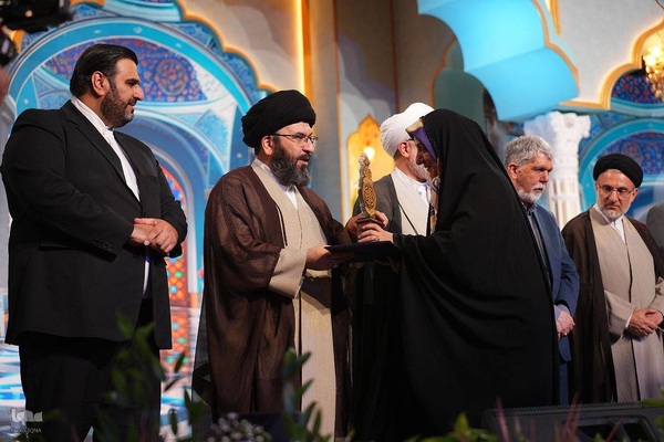 اختتامیه چهل و هشتمین دوره مسابقات سراسری قرآن کریم در سنندج