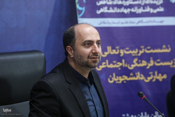 نمایشگاه «گزیده‌ای از دستاوردهای علمی و فناورانه جهاددانشگاهی»