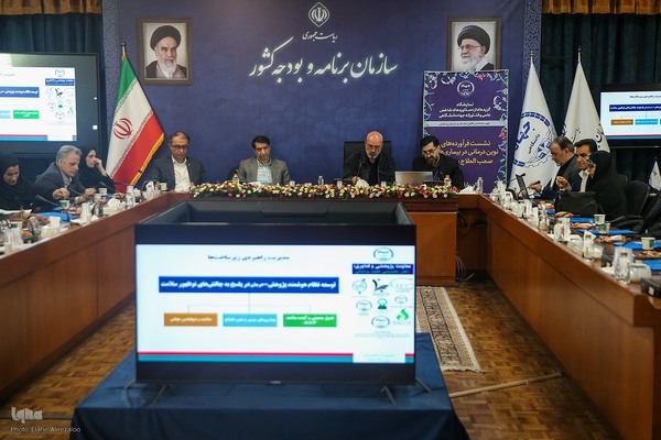 روز دوم نمایشگاه دستاوردهای علمی و فناورانه جهاددانشگاهی