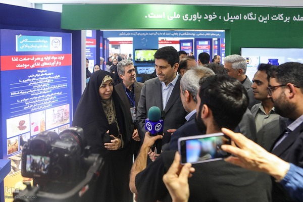 روز سوم نمایشگاه دستاوردهای علمی و فناورانه جهاددانشگاهی