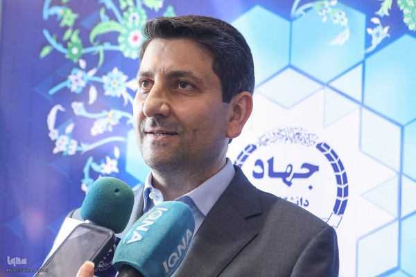 روز سوم نمایشگاه دستاوردهای علمی و فناورانه جهاددانشگاهی