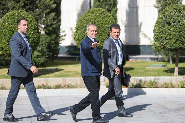 حاشیه جلسه هیات دولت