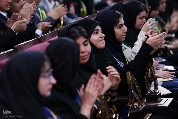 مراسم اعطای شصت و سومین سال اعطای جایزه ملی البرز