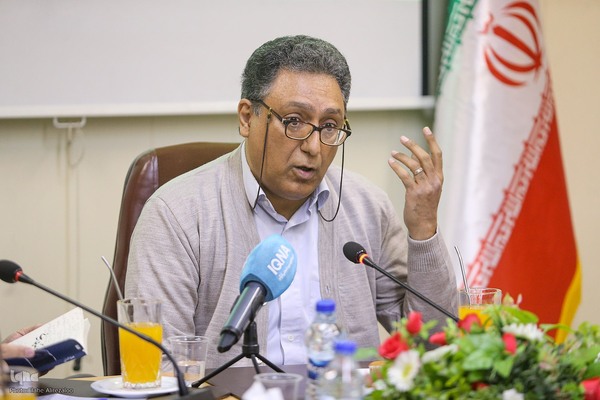 محمد کریم زنجانی،‌ پژوهشگر فلسفه و تاریخ علم