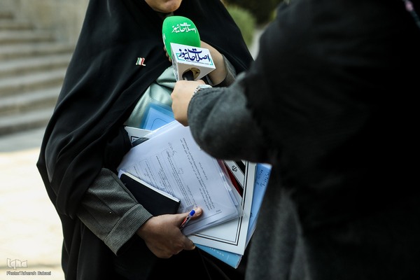 حاشیه جلسه هیئت دولت