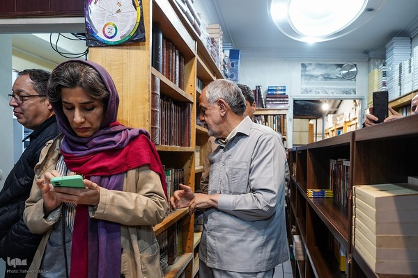 آیین کتابگردی سی‌وسومین دوره هفته کتاب